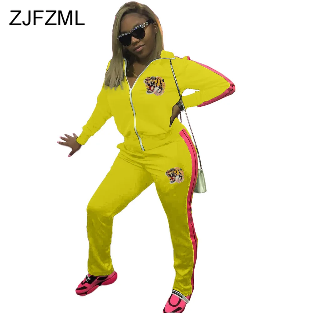 

Animal Embroidery Fashion Two Piece Tracksuit Women's Sport Suit Turn Down Collar Long Sleeve Coat and Fitness Pant Matching Set