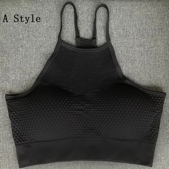 

Women High Impact Padded Strappy Sports Bras Criss Cross Back Sexy Running Bra for Plus Size Activewear Tops for Yoga Running