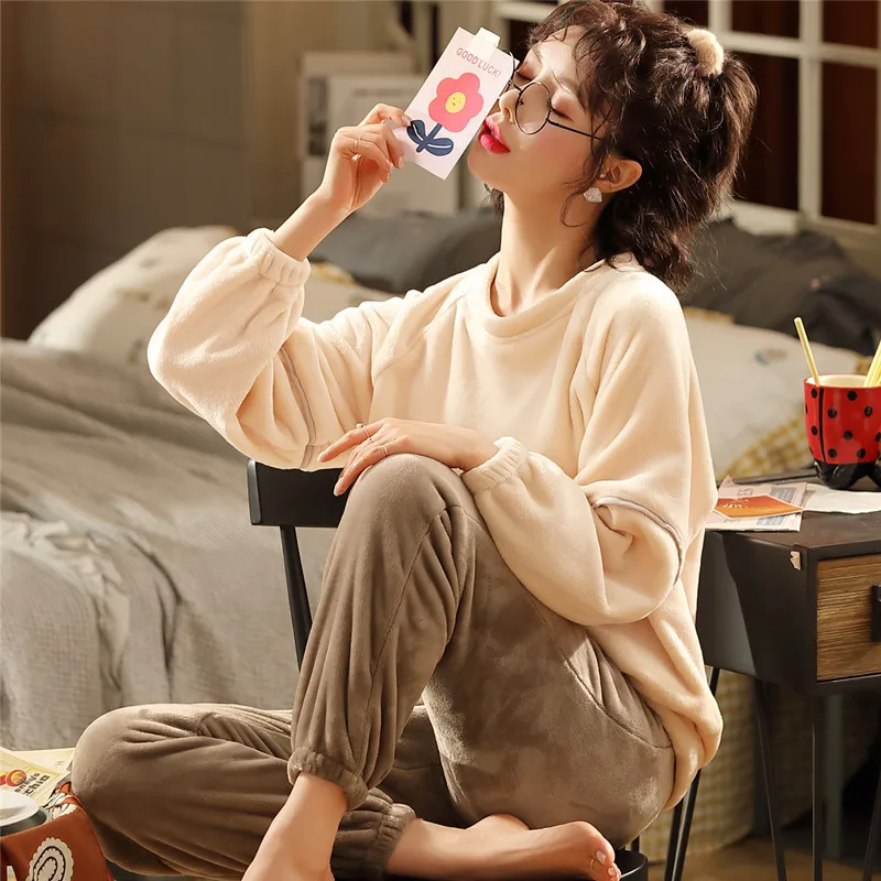 

YRRFUOT Solid Color Casual HomeWear Autumn Winter Women Flannel Pajamas Cute Round Neck Thick Coral Fleece Pullover Pajamas Set
