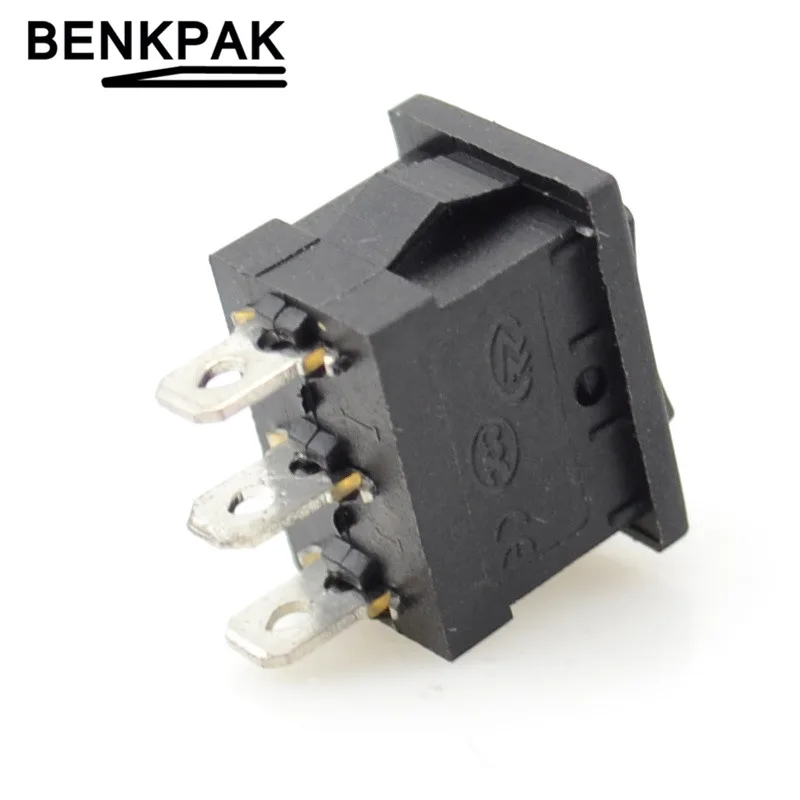 Моментальный переключатель с пружинным возвратом 3 контакта мама ВКЛ ВЫКЛ