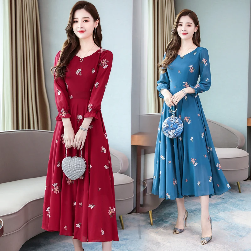 Женское платье с длинным рукавом и цветочной вышивкой милое длинное v-образным