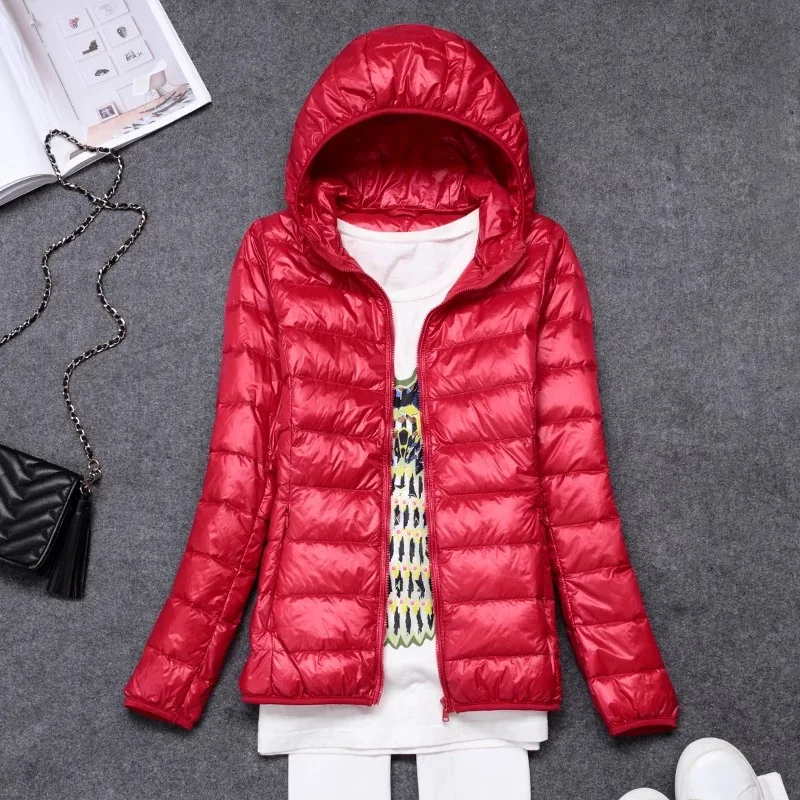 Женский легкий пуховик короткая приталенная куртка большого размера в Корейском