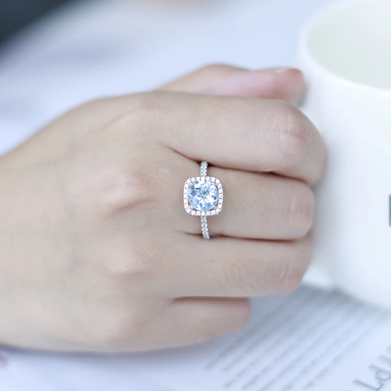 Женское классическое кольцо с голубым топазом 925 карата|Кольца| |