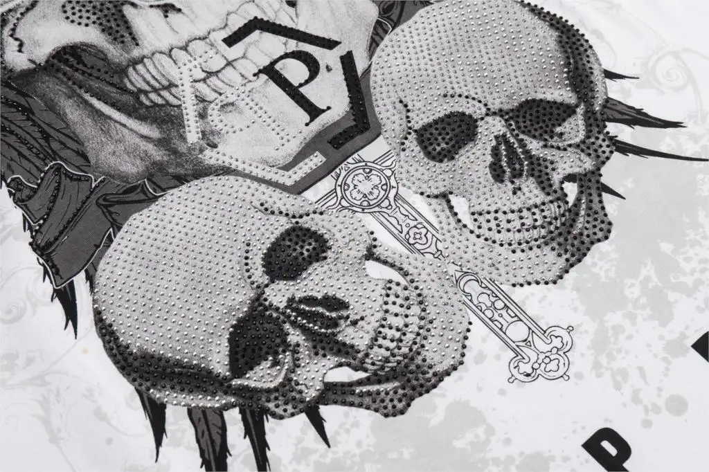 

Philipp Plein2021 Brand Fashion T-shirt Devil Skull Diamond Casual Short Sleeve T-shirt European and American Street Top Tee