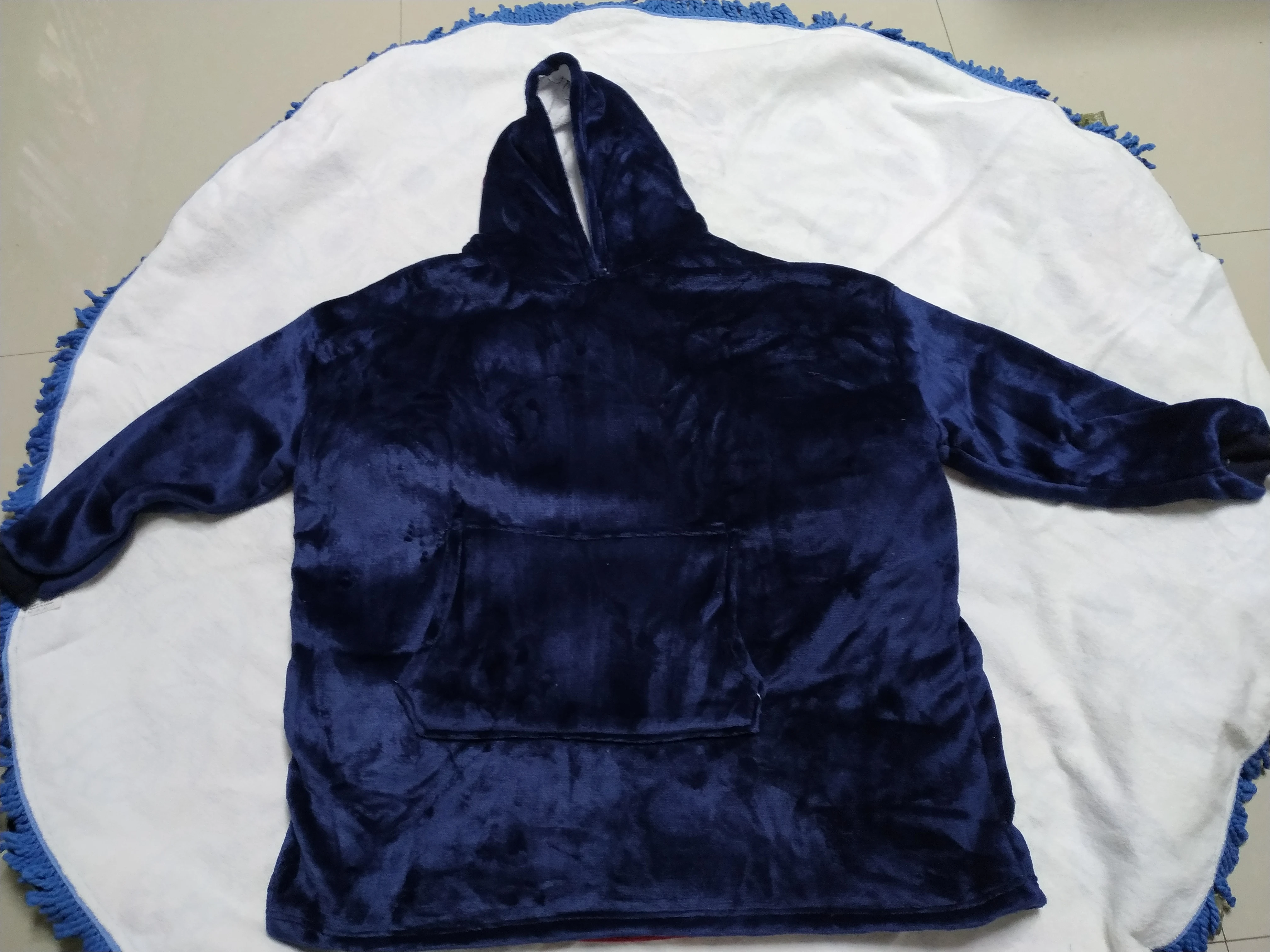 Прямая поставка плюшевое одеяло из кораллового флиса с рукавами мягкое теплое