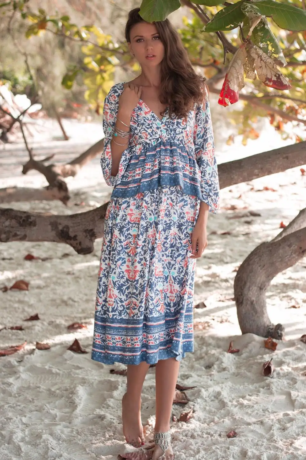 

Linglewei New Spring and Summer Women's Dress fashion printing Deep V-neck Street tide dress