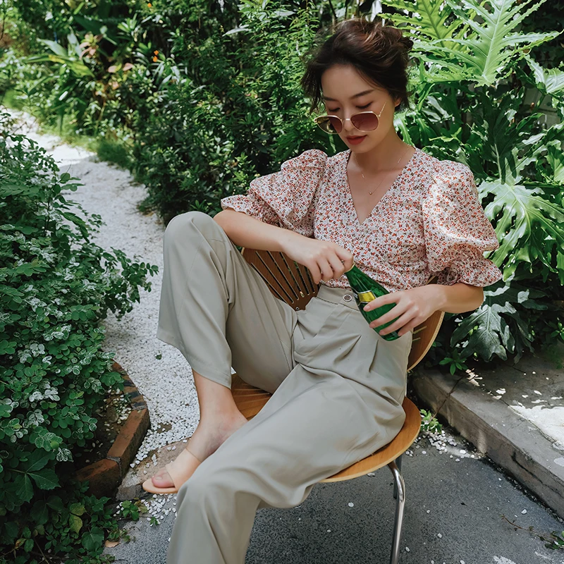 

V Neck Vintage Shirts Women Puff Sleeve Elegant Fashion Spring Shirts Streetwear Chiffon Camisa Femenina Women Clothes DE50CS