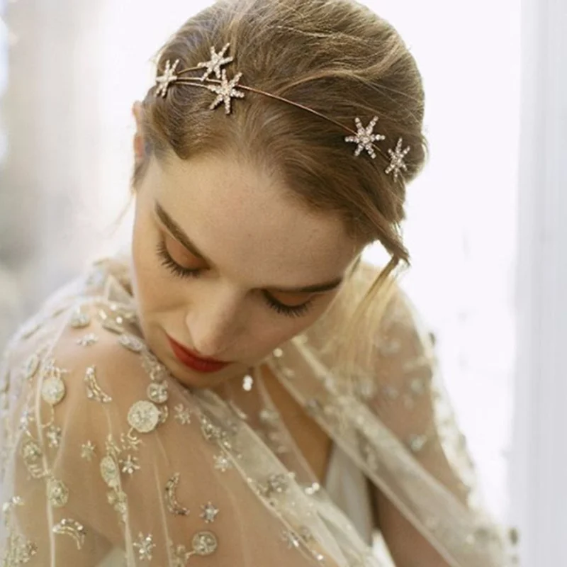 Shiny Rhinestone Tiaras and Crowns for Women Wedding Hair Jewelry Star Bridal Crystal Tiara Crowns Princess Queen Headband Gift