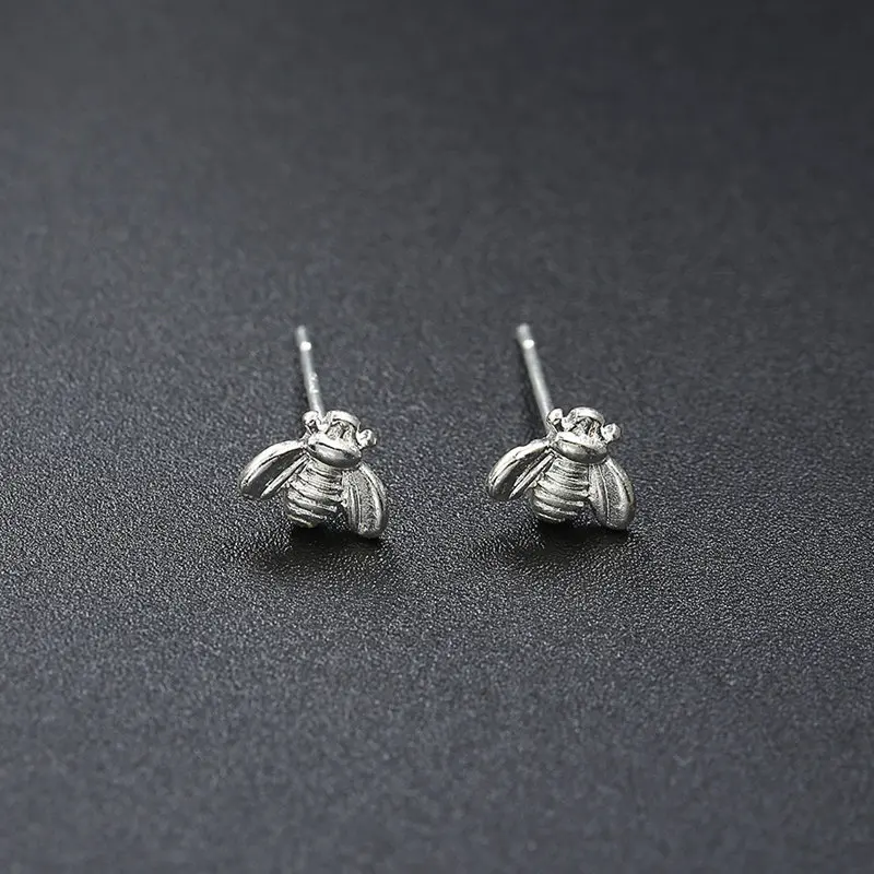Женские маленькие серьги гвоздики с Пчелкой 1 пара|Серьги-гвоздики| |
