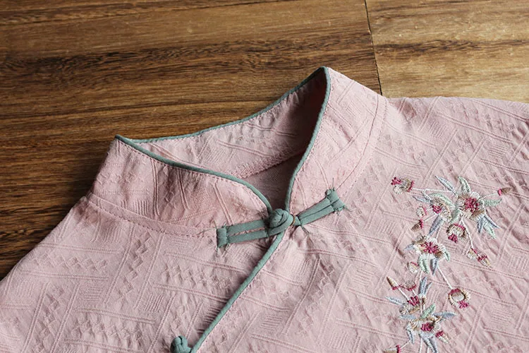 

7332 New Spring Women Chinese Style Cotton Blouse Floral Embroidery Buckle Tops Retro Stand Collar Long Sleeve Pullover Shirt