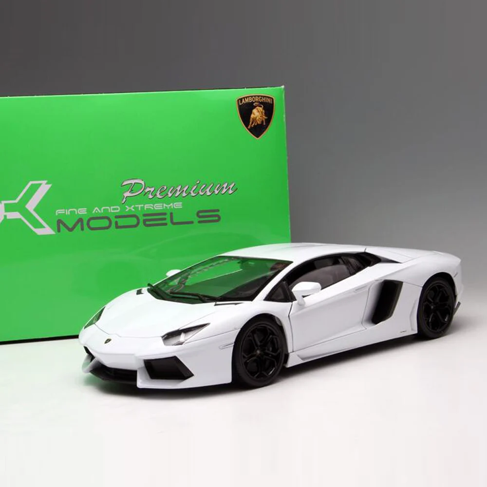 

Welly 1/18 1:18 Lamborghini Aventador LP700, спортивный гоночный автомобиль, литой Дисплей, модель, игрушка на день рождения для детей, мальчиков и девочек