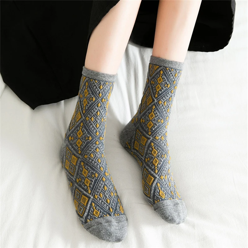

Socks Women's Tube Socks Autumn And Winter National Style Palace Retro Three-Dimensional Diamond Lattice Sen Combed Cotton