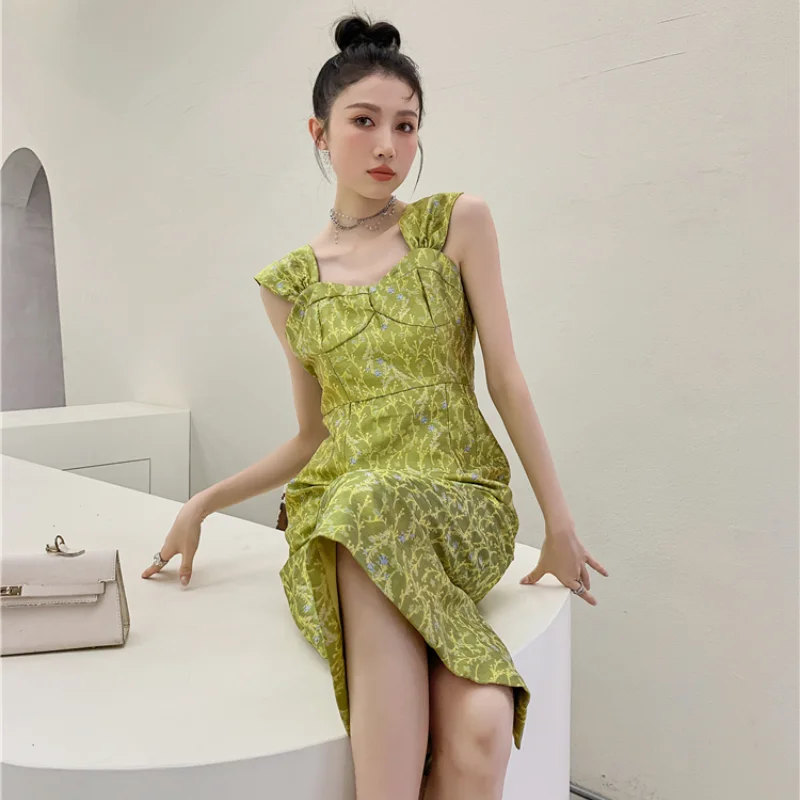 

Kimotimo Woman Dress French Vintage Jacquard Spaghetti Strap Dress 2021 New Summer Slim Waist Temperament Mid-length Dress Femme