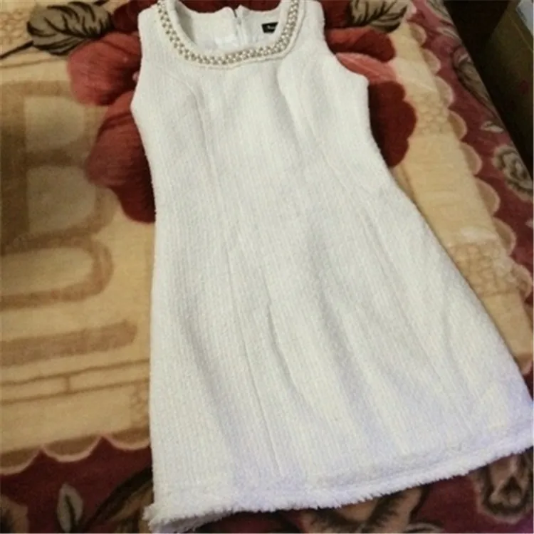 

Women Dress Suits Runway Fashion Designers Elegant Office Ladies Formal Tweed Blazer Jacket White Black Beads 2 Piece Set Outfit