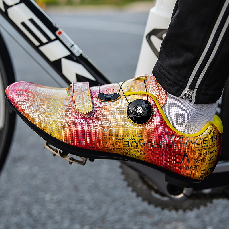 

Men's MTB Cycling Shoes Self-Locking Women's Cycling Sports Shoes Lightweight and Breathable Outdoor Cycling Shoes