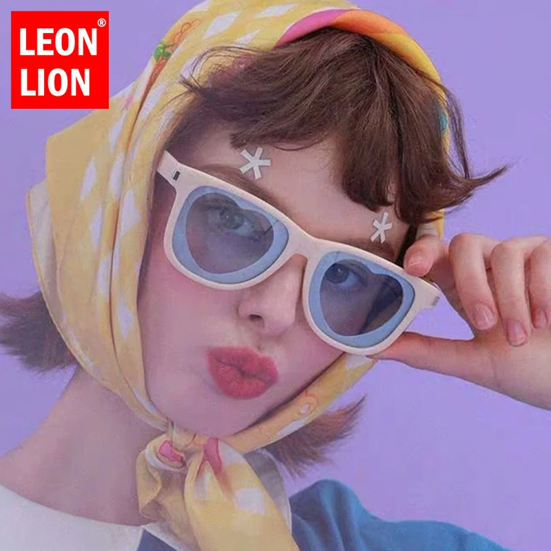 

LeonLion Square Retro Sunglasses Women Heart Glasses for Women/Men 2021 Luxury Brand Eyeglasses Women Mirror Gafas De Sol Mujer
