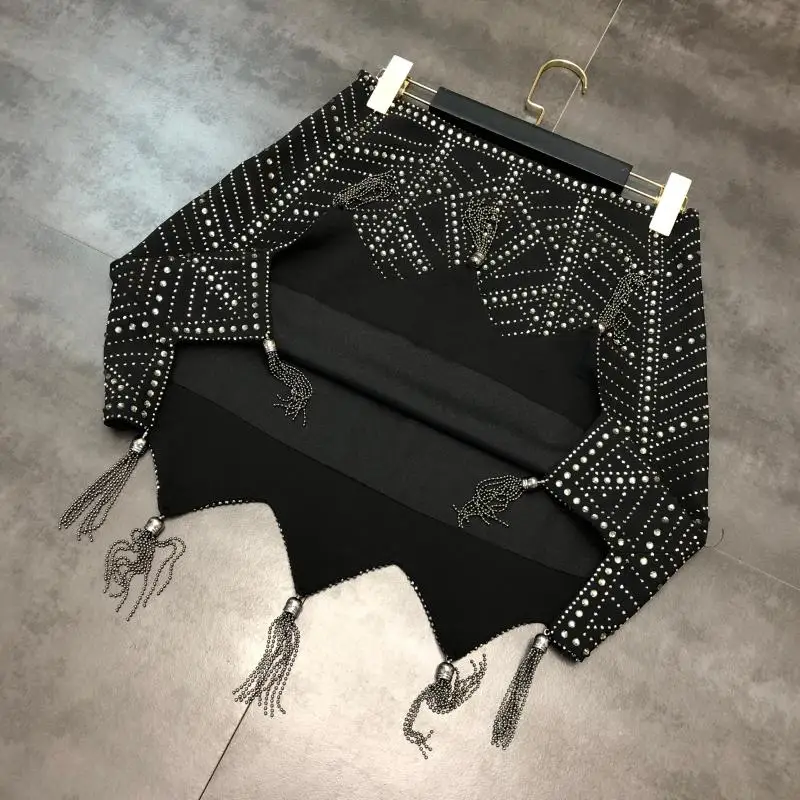 Юбка Женская Весенняя короткая с ромбовидным узором цепочкой и бахромой в