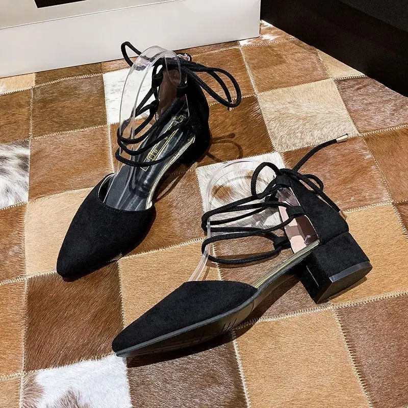 Женские туфли-лодочки с острым носком в стиле ретро | Обувь