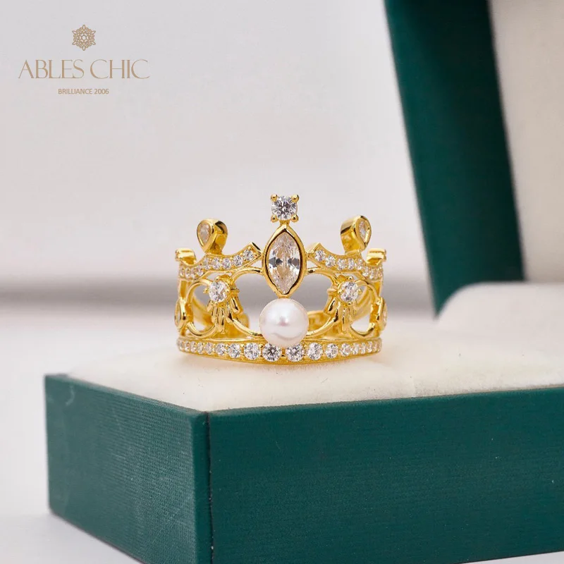 

18K Gold Tone Paved Zircons Crown Ring Solid 925 Silver Renaissance Shell Pearl Rings C11R1S25731