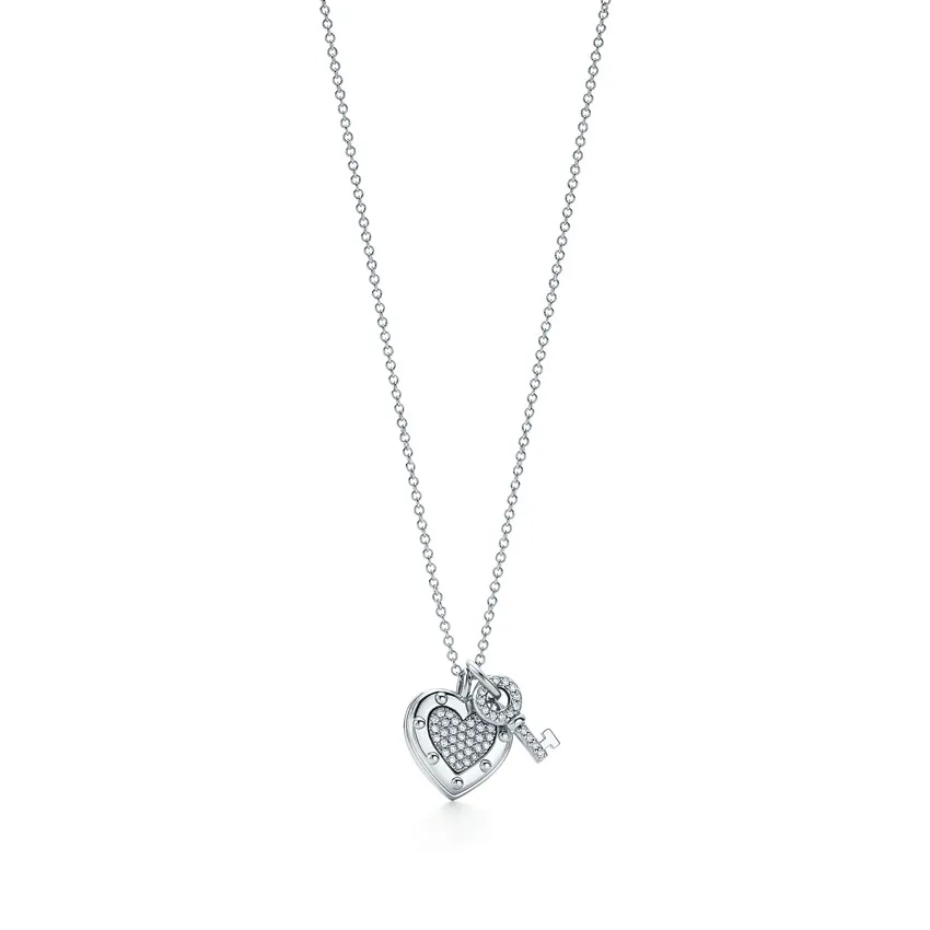 

Light luxury fashion boutique zircon heart round key pendant necklace