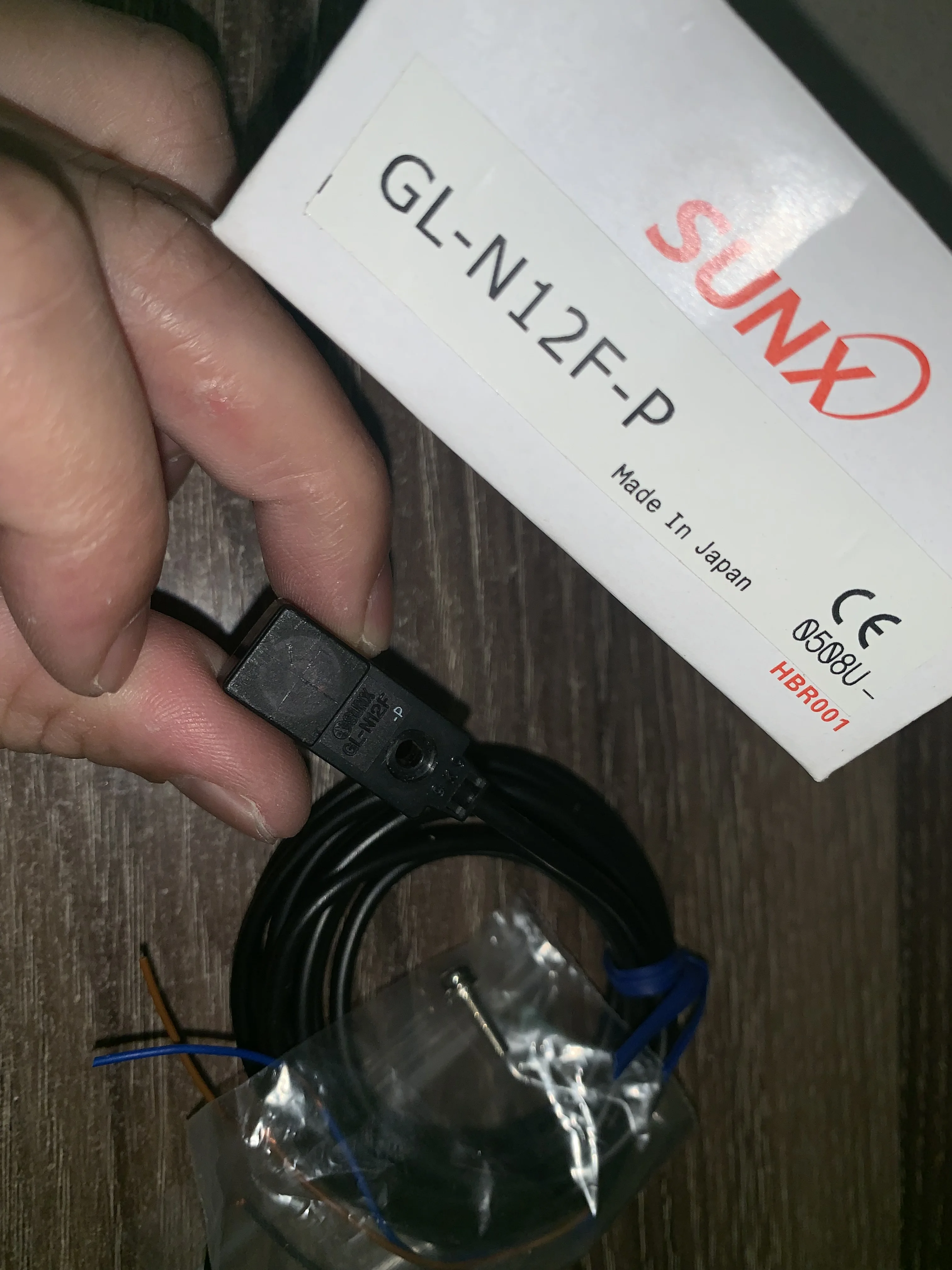Япония SUNX датчик GL-N12F-P Бог в качестве оригинального бесконтактный выключатель PNP