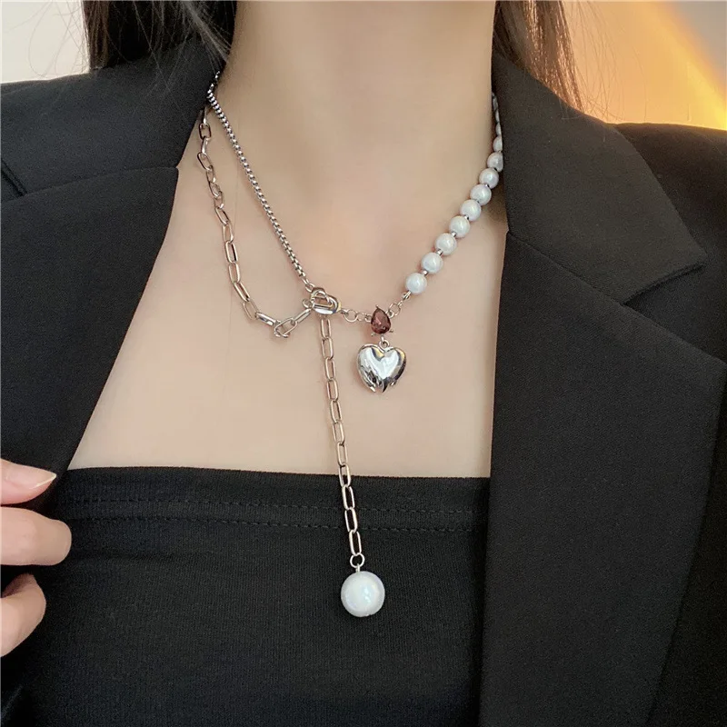 

LOVOACC Fashion Imitation Pearl Beaded Chokers Necklace for Women Ladies Silver Color Alloy Love Heart Pendant Necklace Jewelry