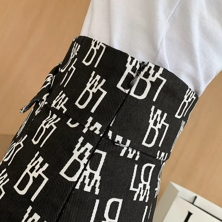 

2021 Spring and Summer New Fashion Trend Comfortable Versatile High Waist Slim Letter Print Skirt A-line Skirt Skirt Skirt