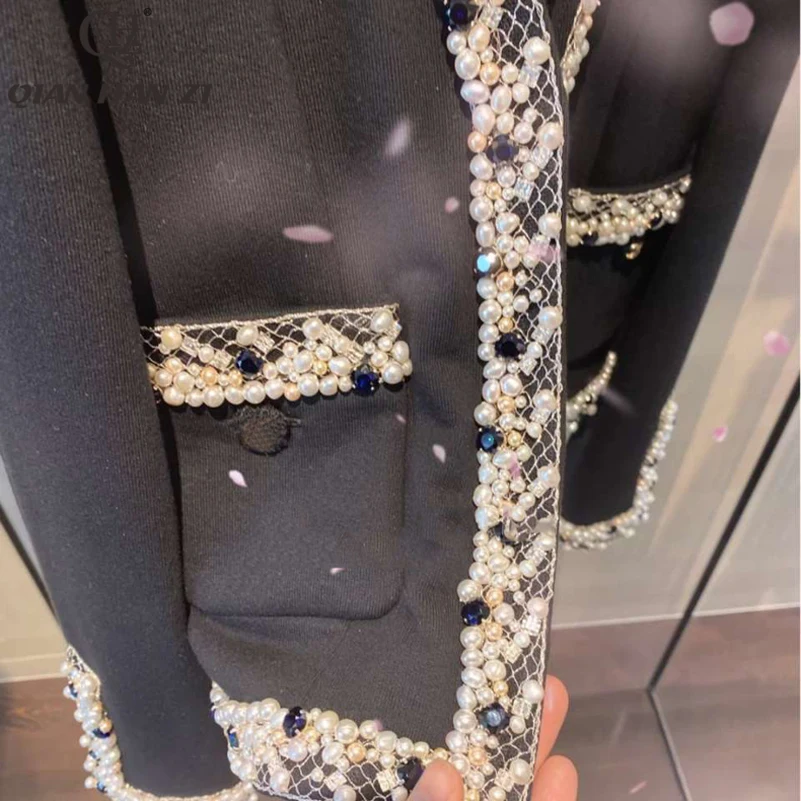 

Qian Han Zi Runway Women Jacket 2020 spring autumn new short jacket female V-neckl beaded fashion black coat for woman