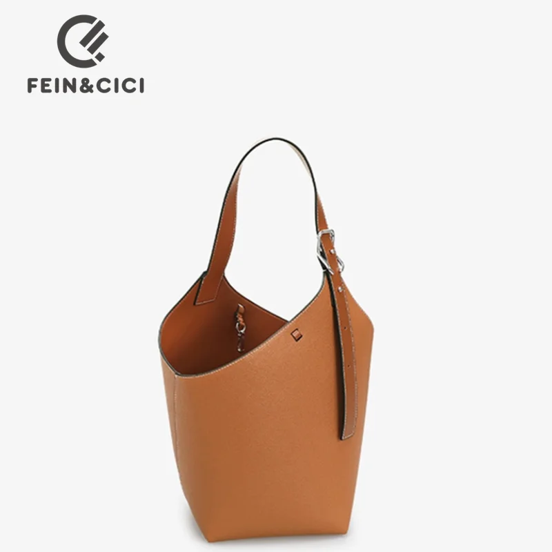 Женская сумка на плечо черная вместительная сумка-мешок из кожи верблюжьей