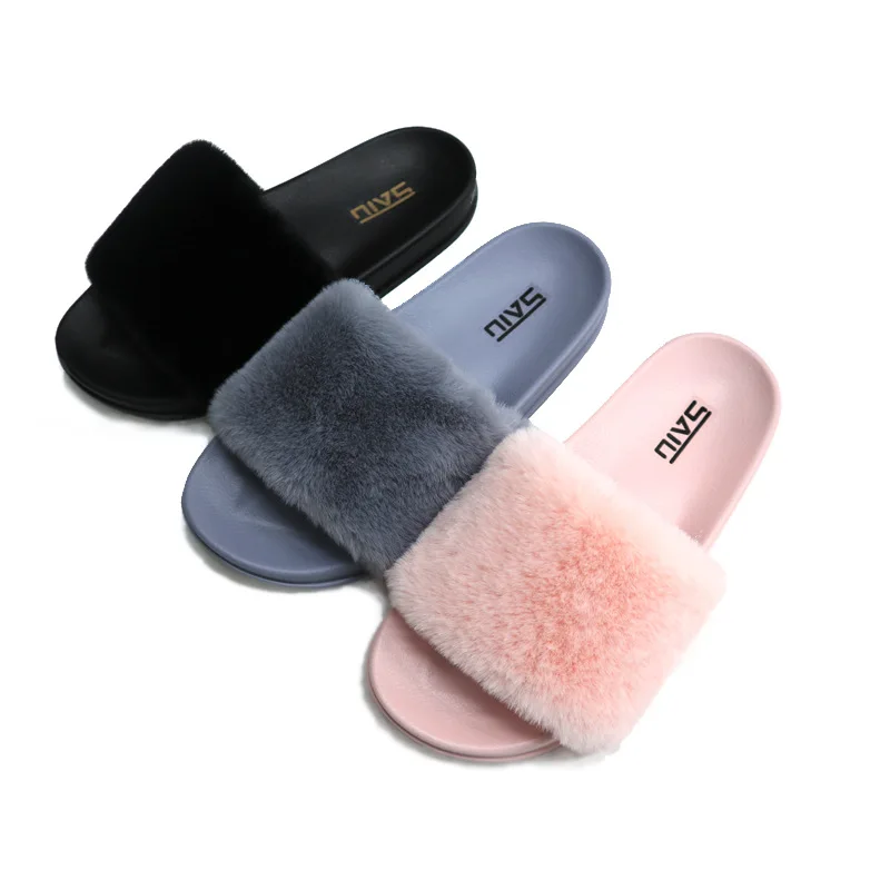 Женские меховые шлепанцы сланцы для улицы и дома плоская подошва пушистые