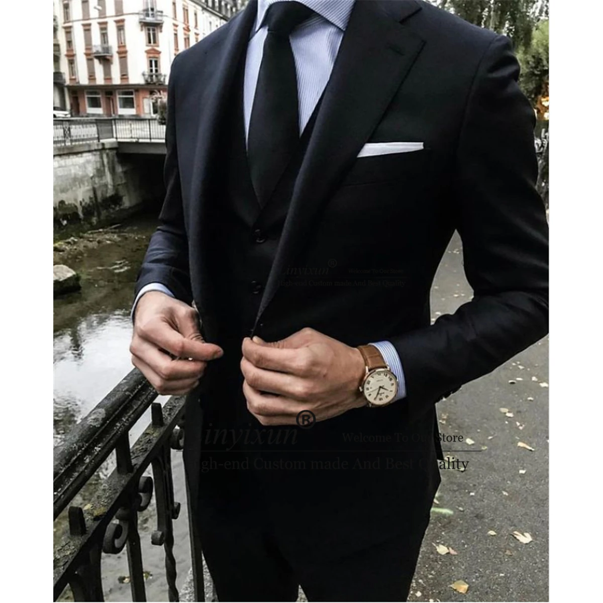 

Handsome Black Men Suits Slim Fit Formal Business Blazer Classic Wedding Groom Tuxedo 3 Piece Set Jacket Vest Pant Costume Homme