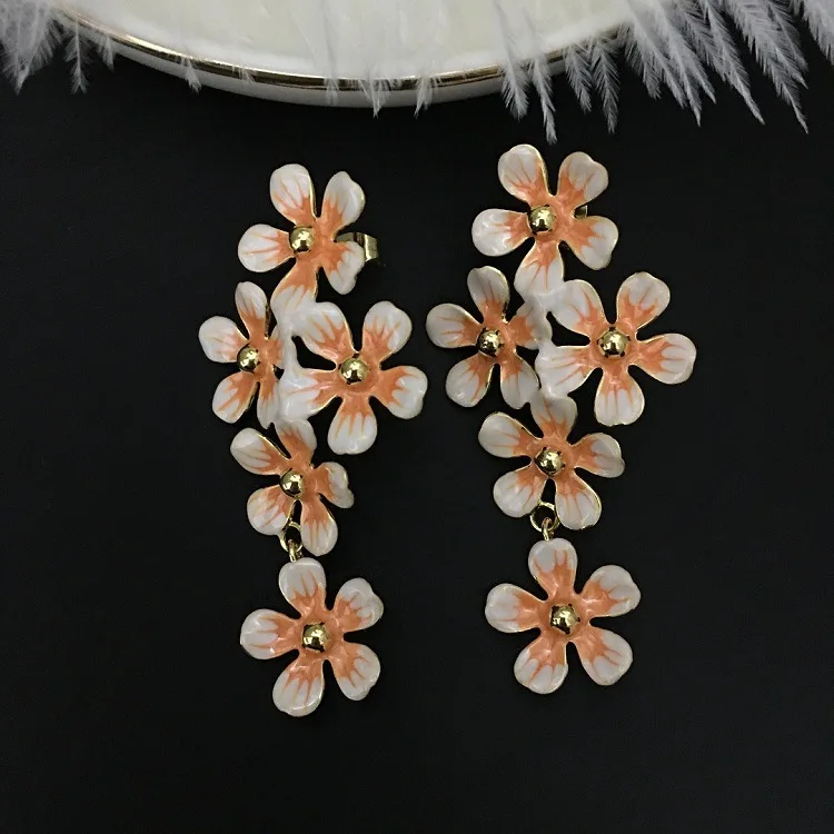 

European and American fashion temperament color craft long fancy super fairy earrings
