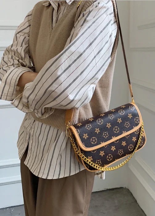 

Contrast color Leather Crossbody Bags For Women 2021 Travel Handbag Simple Shoulder Simple Bag Ladies Cross Body Bolsa Feminina