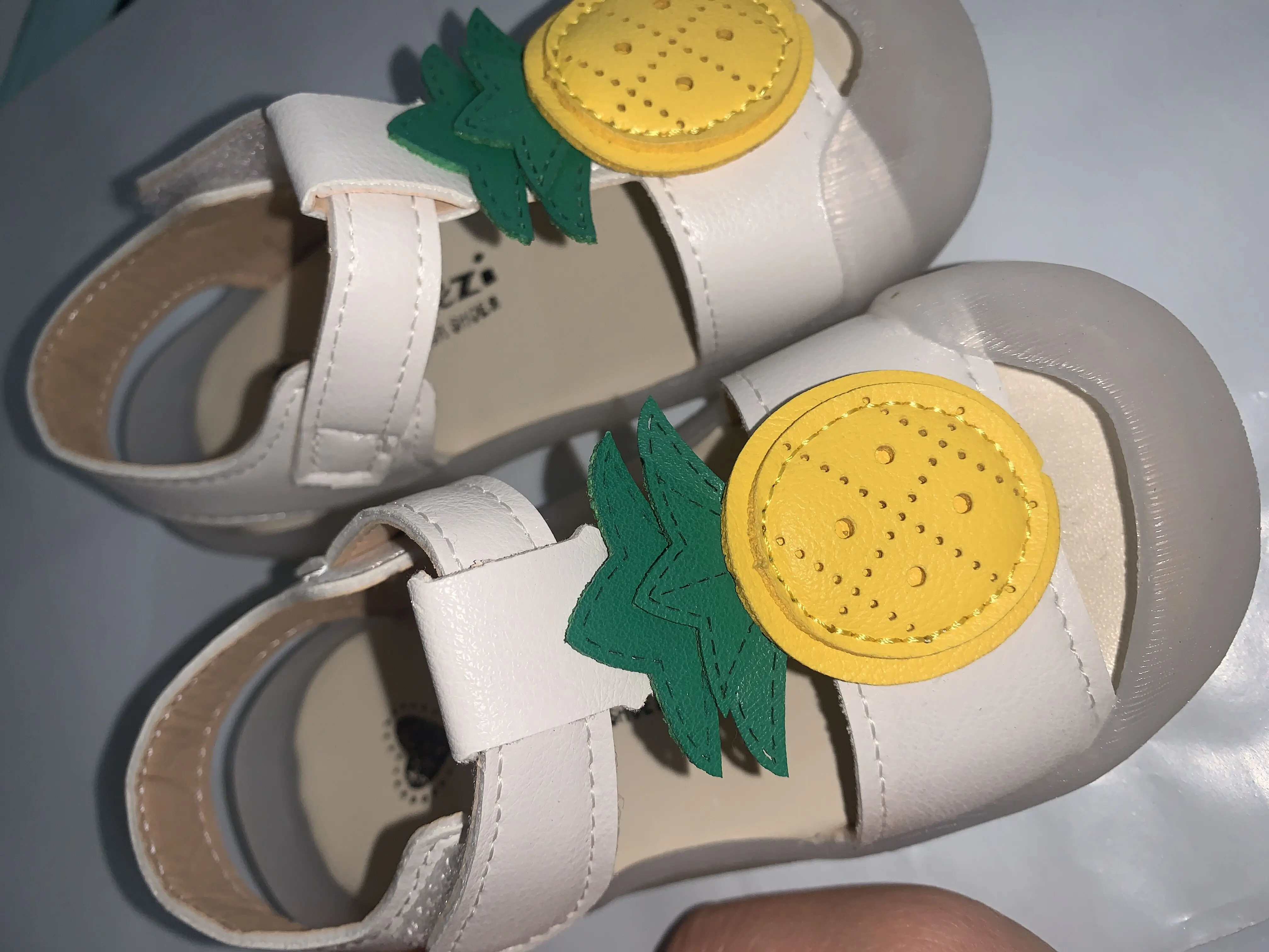 

Girls Sandals Summer 2021 New Princess Shoes Baby Toddler Shoes Korean Little Girl Cute Pineapple Non-slip Soft Bottom Sandals