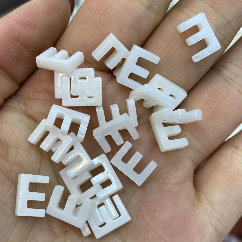 

10pcs/lot Natural Sea Shell Pendant Capital Letter Shell Pendant for Charm Jewelry Making DIY Necklace Earring Accessories