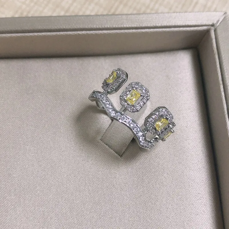 

Bilincolor Fashion Silver Color Yellow Zircon Crown Wedding Ring for Women