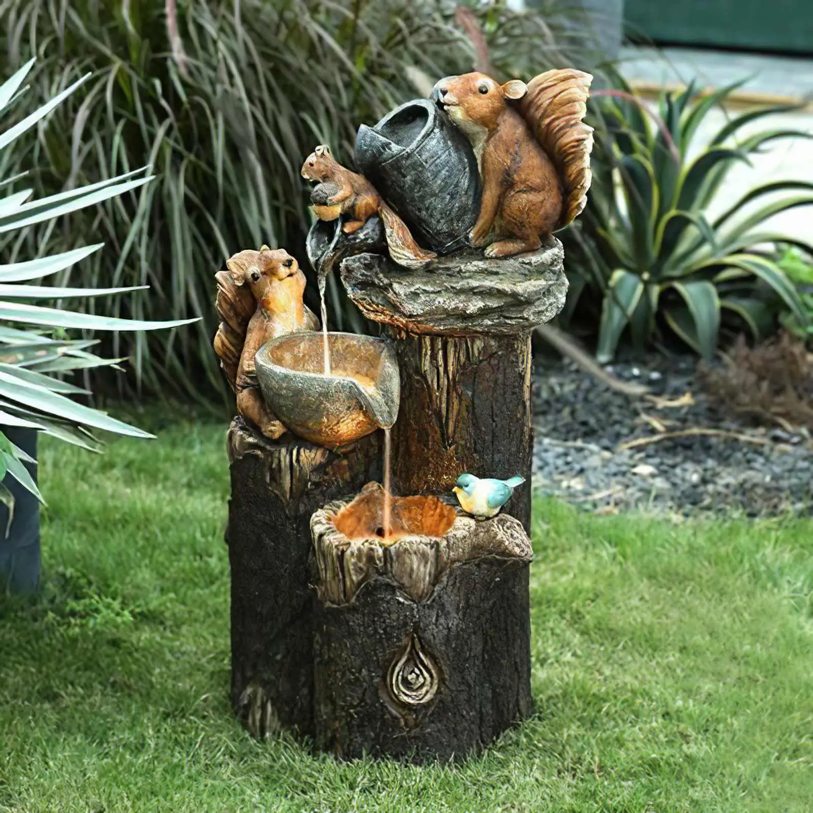 

Animal Garden Statue Water Fountain Solar Garden Squirrel Resin Decor Home Garden Craft Decor Figurines Dropshipping