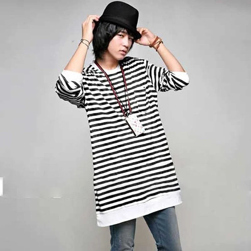 Корейская версия взрывобезопасной длинной черно белой футболки с длинным