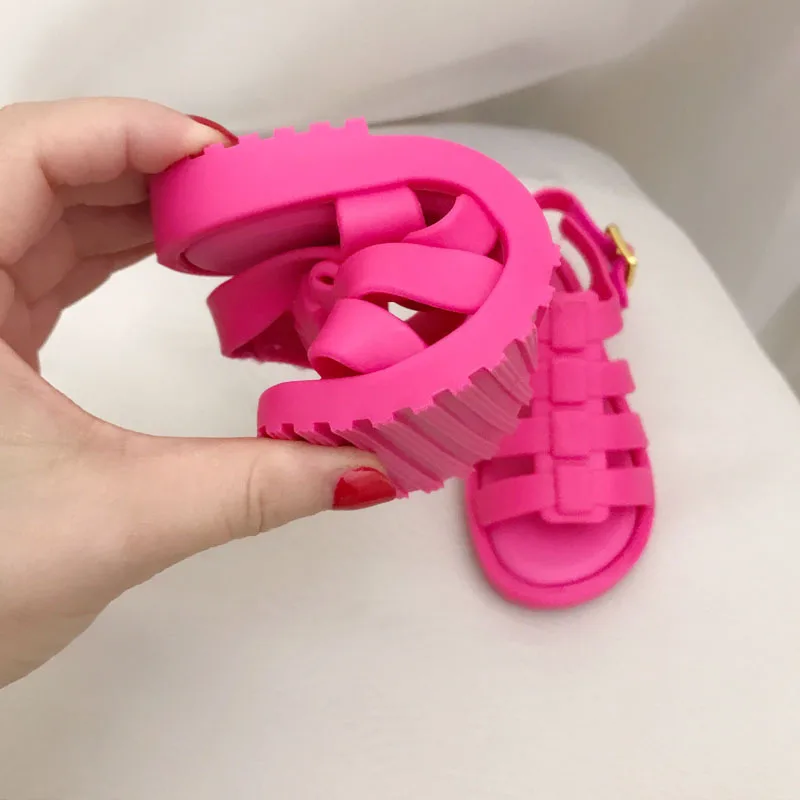 

2021 European and American children ok new casual and comfortable sandals 1939