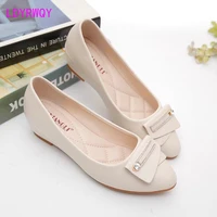 2022 soft leather spring and autumn new fashion all match work womens shoes soft bottom flat peas shoes