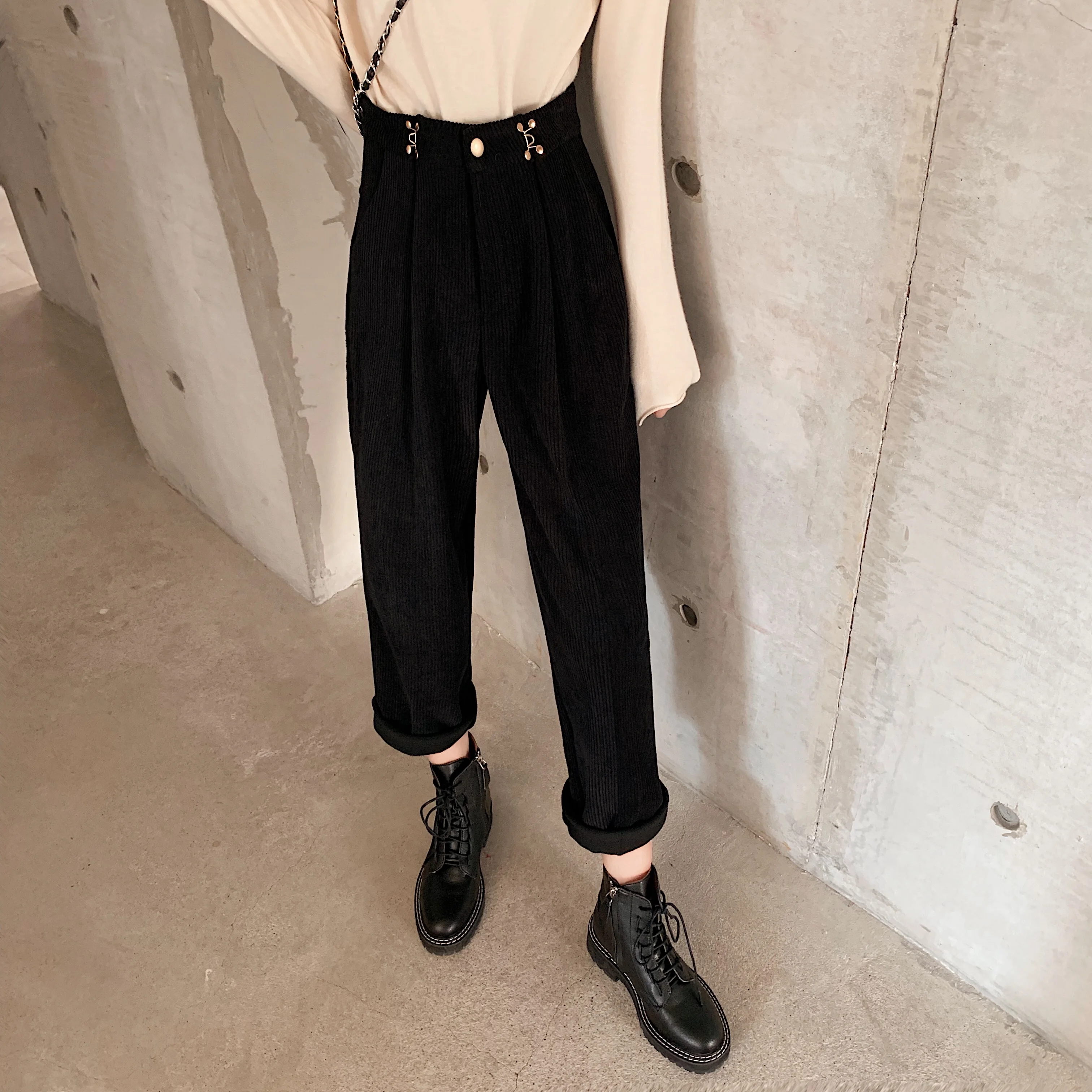 

2020 New Fashion Women Casual Harem Pants Autumn Winter Warm Fleece Female Loose Corduroy High Waist Pants Trousers Capris WP249