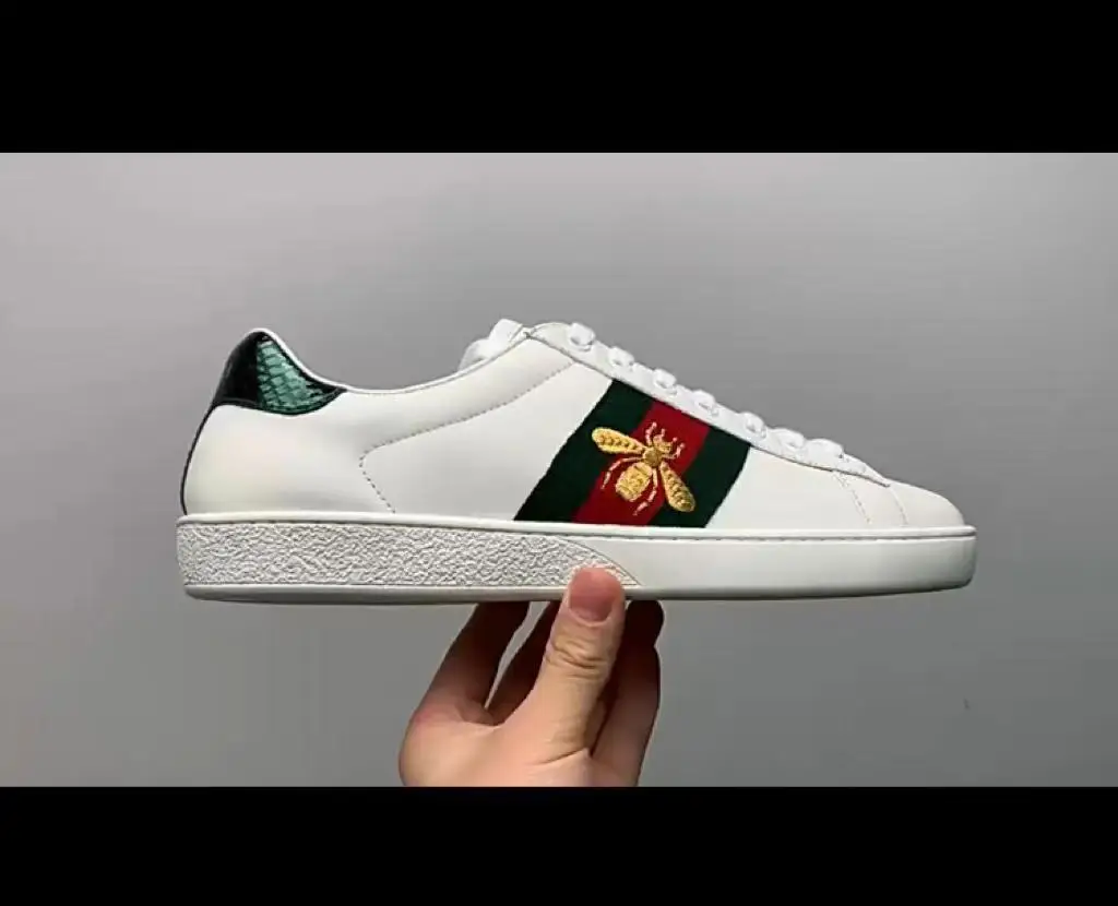 

sneakers shoes