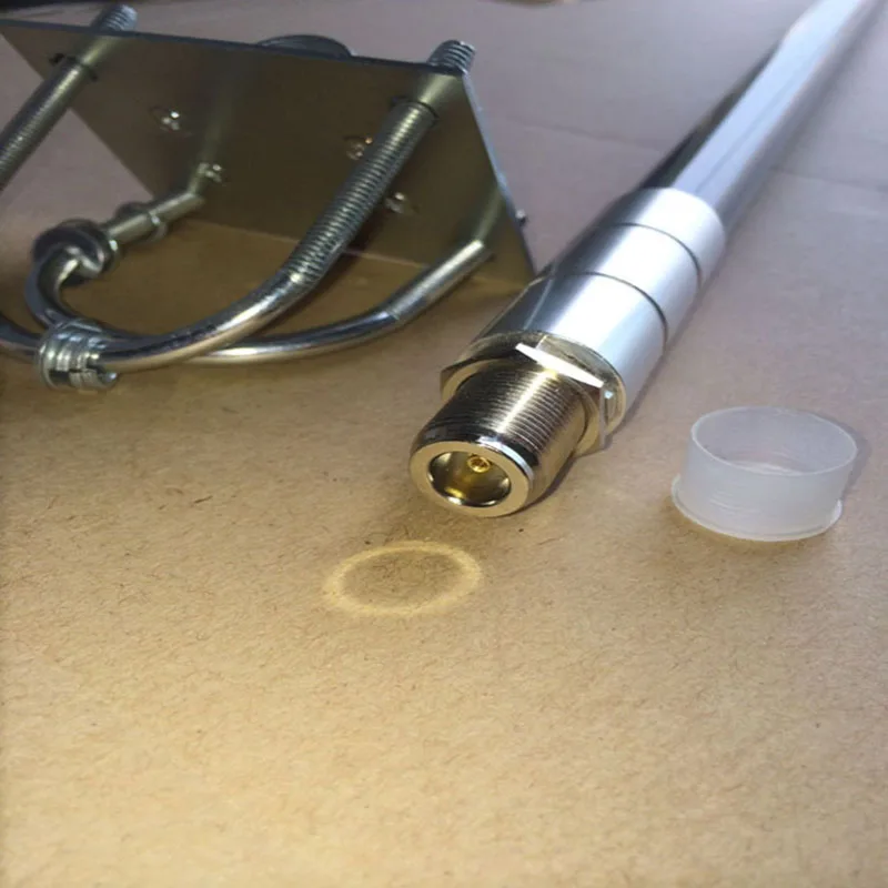 2400MHz High Gain 8dBi N Female connector Omni Fiberglass Antenna for wireless Bridge Router |