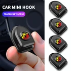 Мини-крючок с логотипом автомобиля, аксессуары для интерьера, самоклеящийся крючок для хранения для Abarth- 500 595 1100, Stilo Ducato Palio Punto 2021, логотип