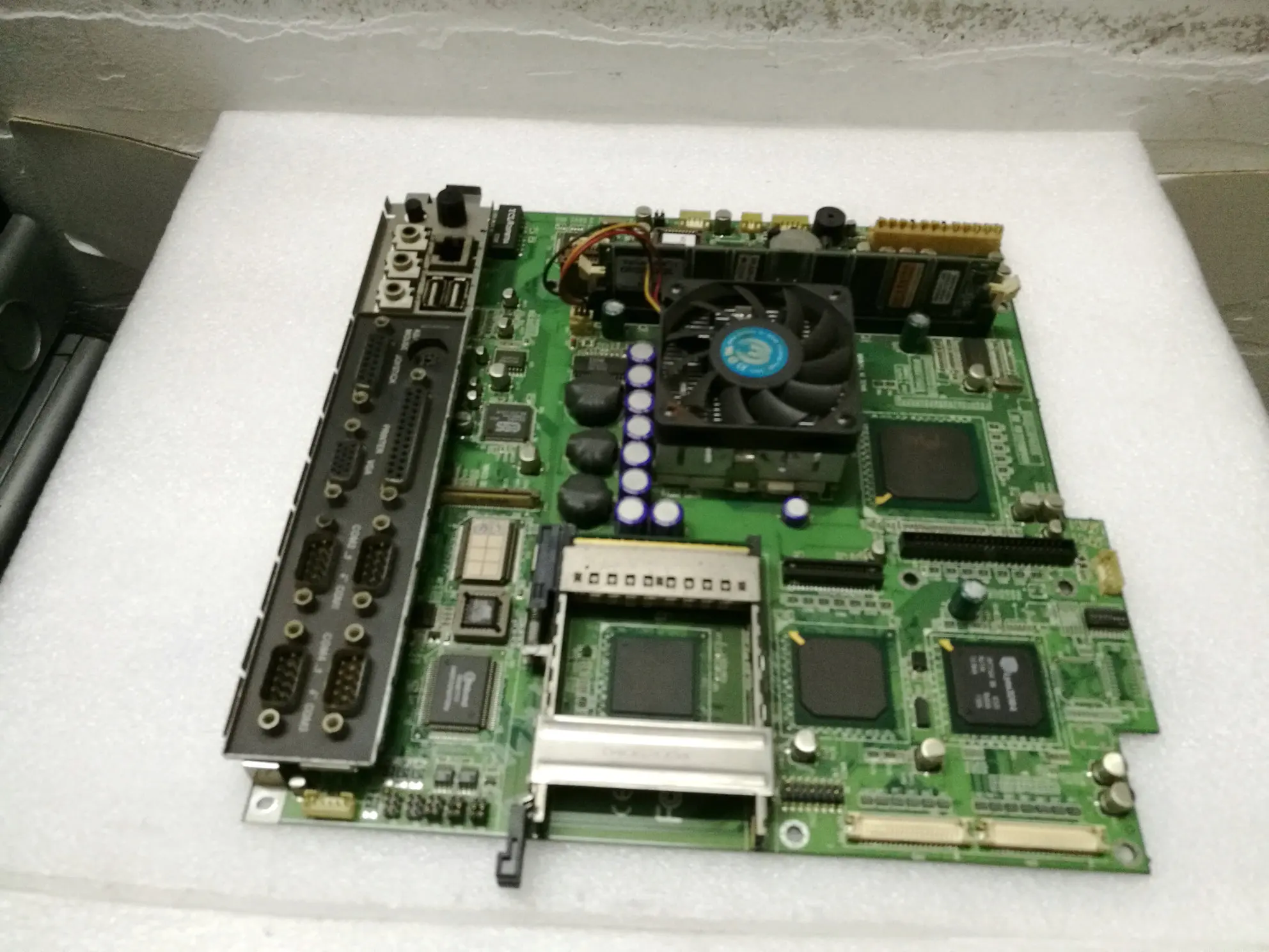 

Advantech PCM-9571 REV:B1 Промышленная материнская плата, материнская плата оборудования