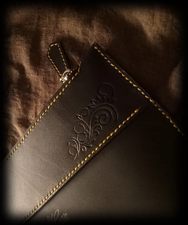 

Handmade Women Men Vegetable Tanned Leather Bag Money Holder Clutch Purse Hand Carving Fine Pegasus Clutches Envelope Briefcase