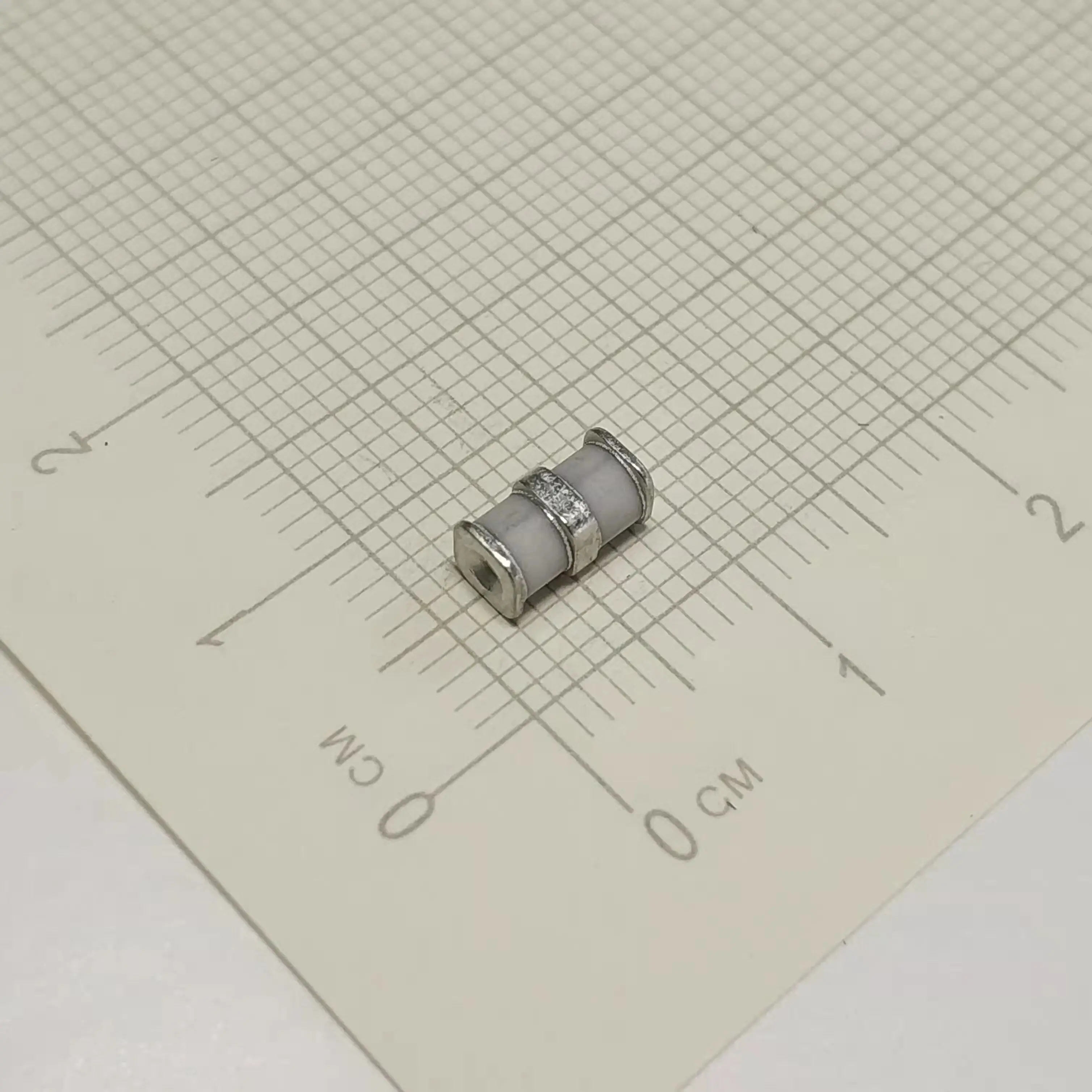 10 шт./лот керамическая Газоразрядная трубка SMD 3D90V 420V 6. 8x3.5x3. 5 Φ