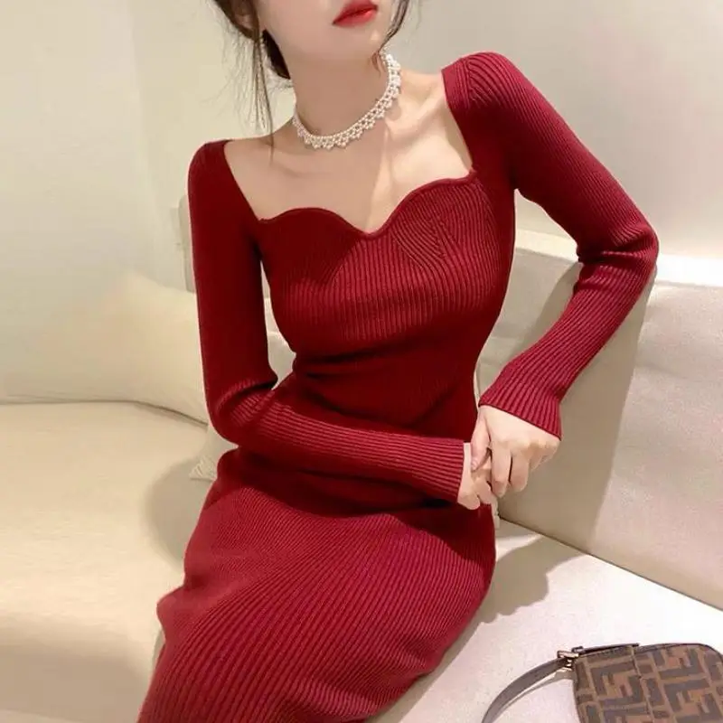 

Autumn Women Knitted Dress Elegant French Retro Long Sleeve Sexy Square Neck Temperament Design Vintage Bodycon Black Dress