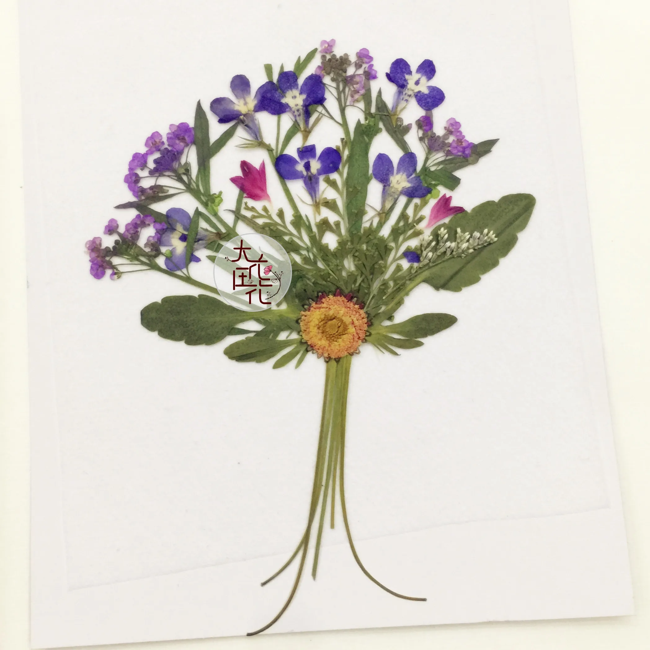 

Diy Hand-made Flower Bag With Natural Flower Bundle And Leaf