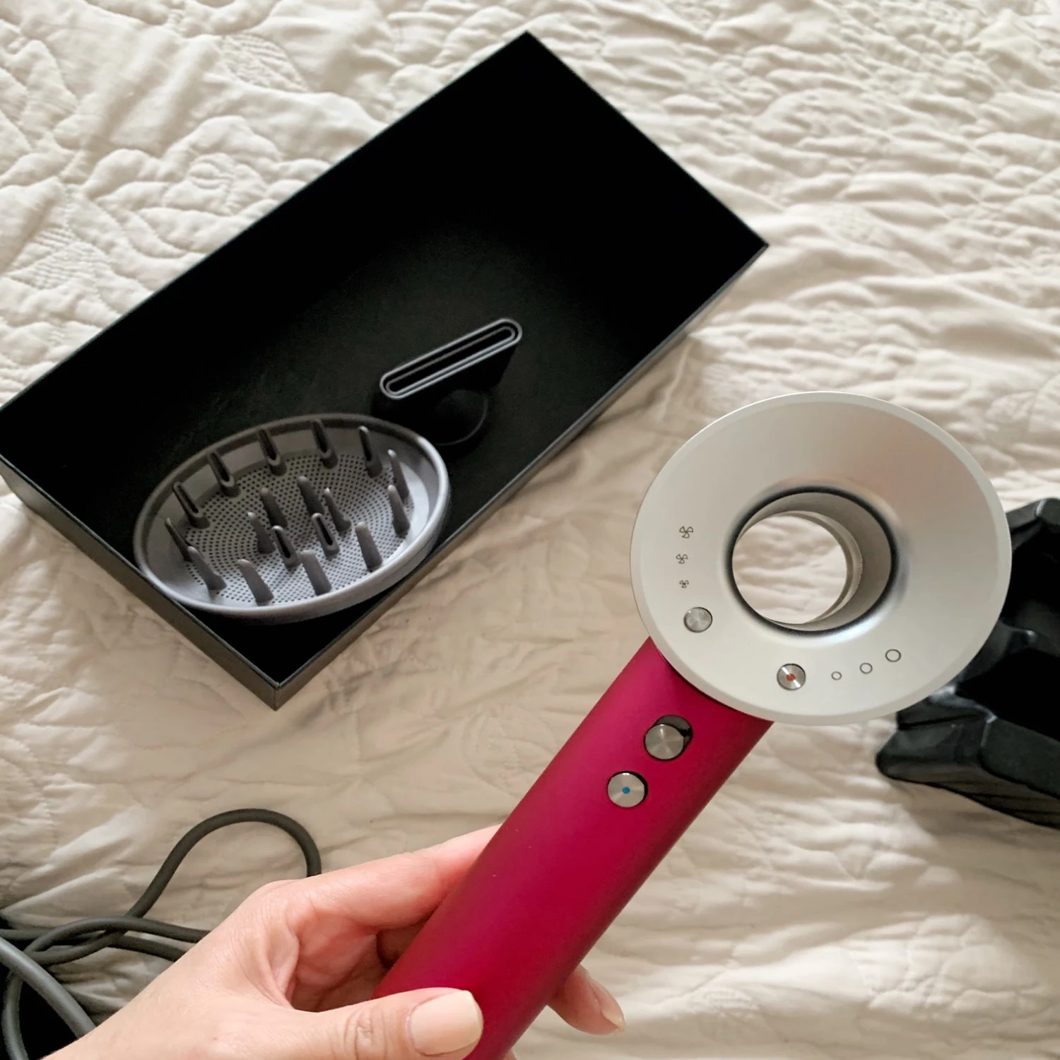 

Powerful Portable Negative Ionic Professional Hair Dryer cold quick drying Hot &Cold air Styling Tool Leafless Salon Blow Dryer